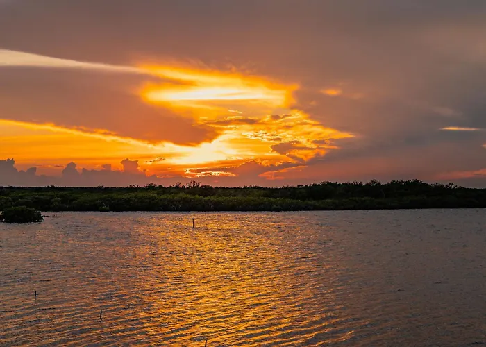 Aparthotel Amazing Sunset Caribe 2-bedroom With Resort-style Comfort San Pedro (Ambergris Caye)