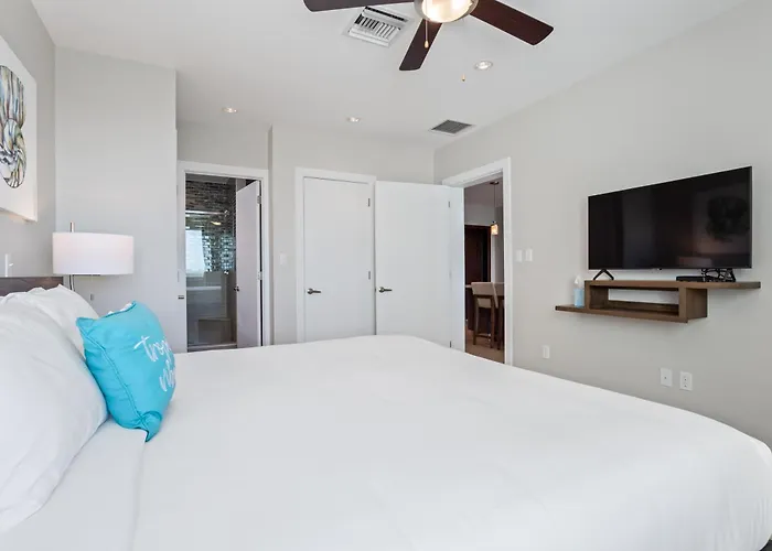 Amazing Sunset Caribe 2-bedroom With Resort-style Comfort Aparthotel *