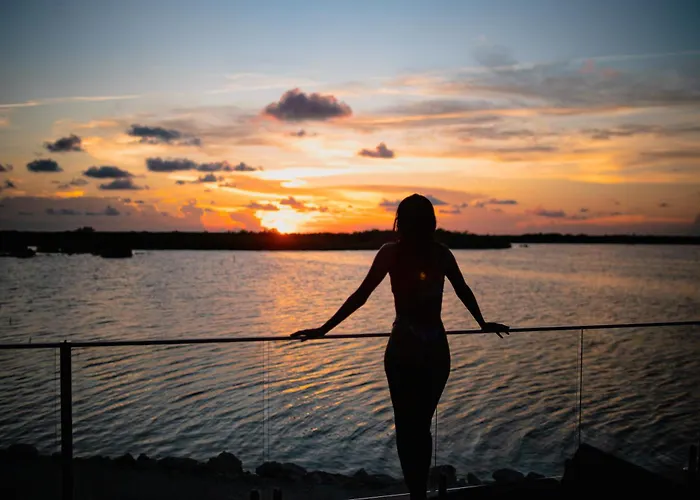 Amazing Sunset Caribe 2-bedroom With Resort-style Comfort Aparthotel *