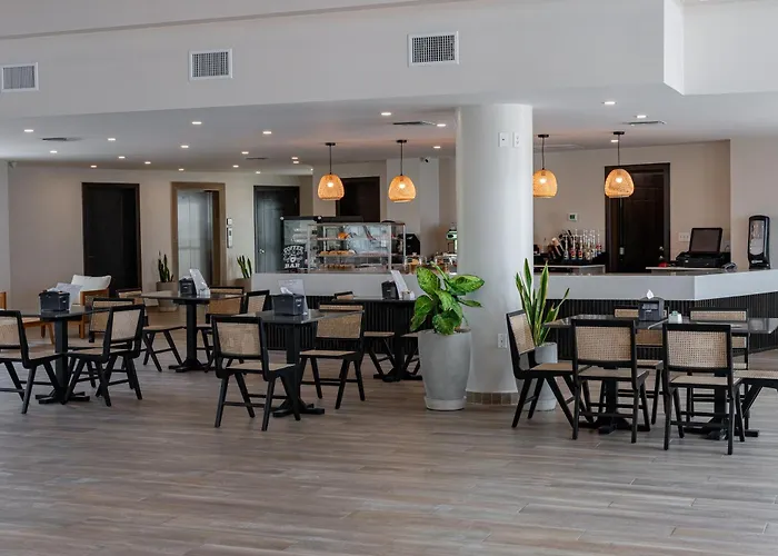 Amazing Sunset Caribe 2-bedroom With Resort-style Comfort Aparthotel San Pedro (Ambergris Caye)