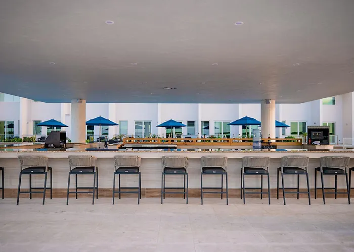 Amazing Sunset Caribe 2-bedroom With Resort-style Comfort Aparthotel